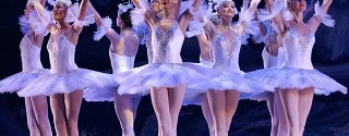 Rus Devlet Balesi Tim Show Center’da afiş